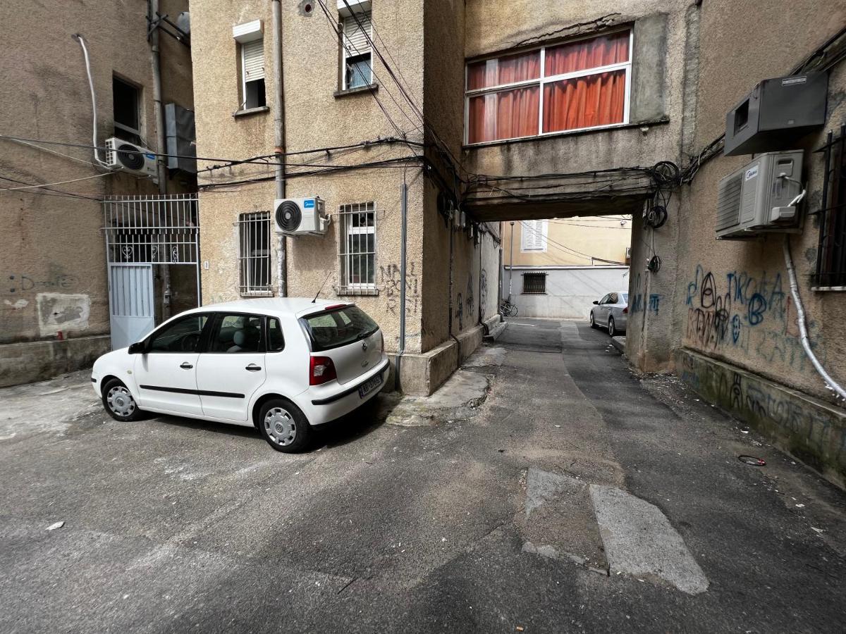 Boulevard Apartment Tirana Kültér fotó